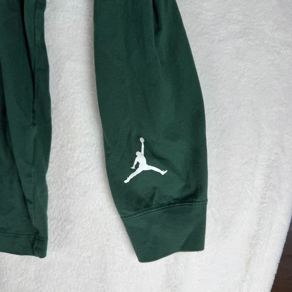 Jordan Mens XXL Green Long Sleeve Pixel Graphic T-Shirt Jumpman 23 Logo